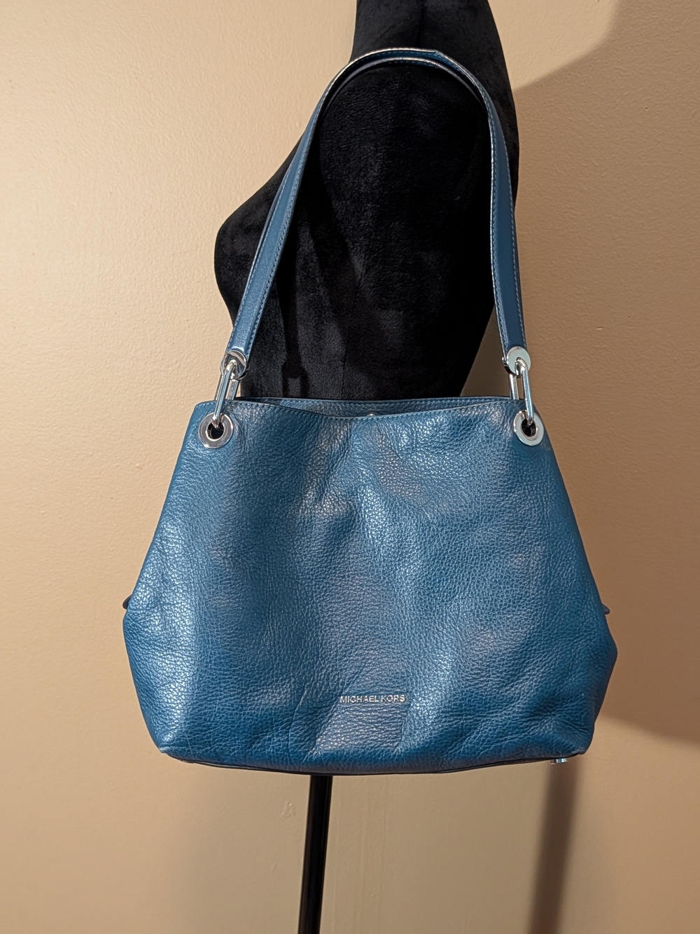 Michael Kors Teal Pebbled Leather Raven Shoulder Bag. Brand New. Slouchy Hobo.